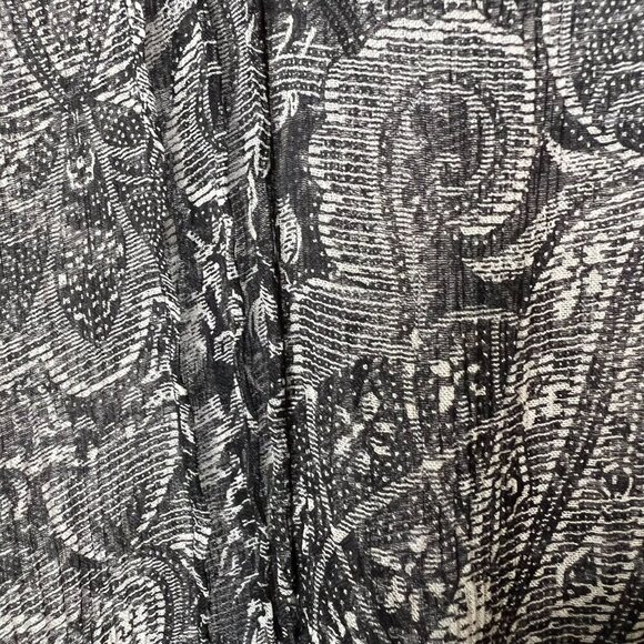 Charter Club Blouse Womens Size 8P Black Sheer Paisley Floral 100% Silk Goth - Picture 7 of 16